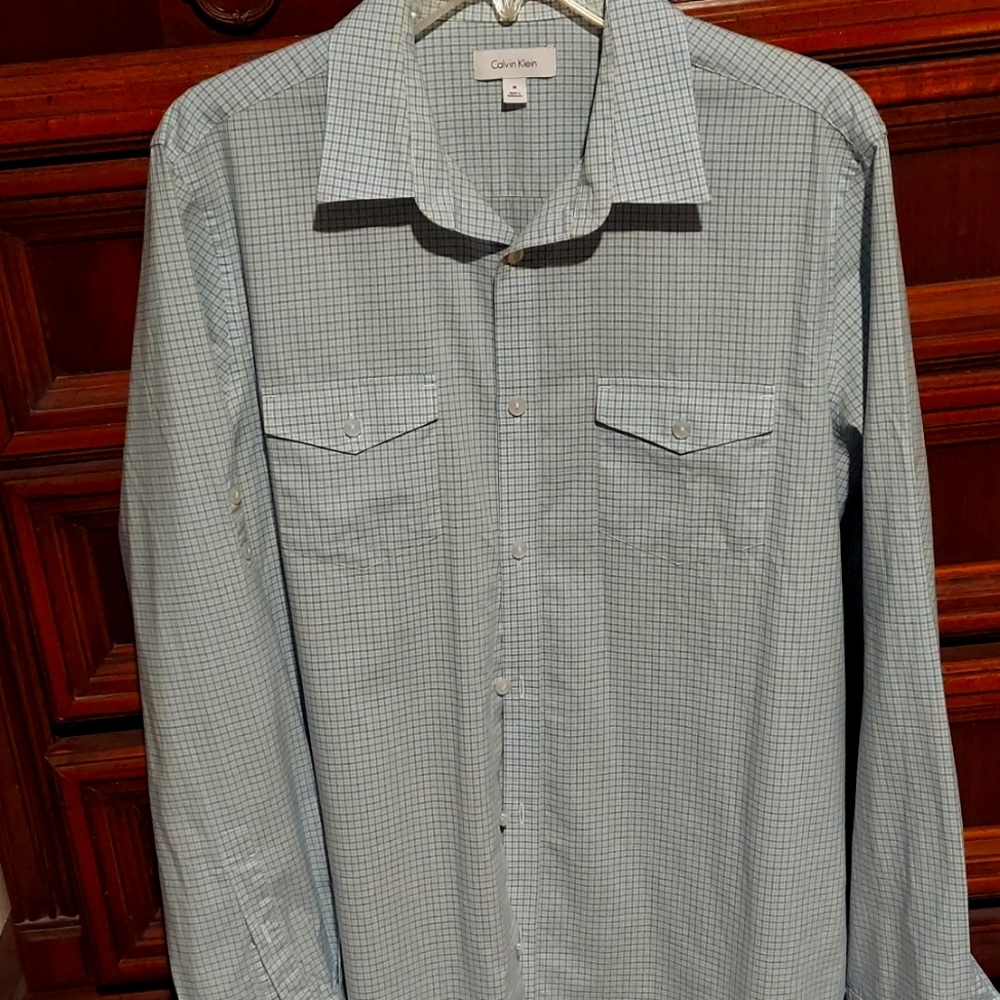 Calvin Klein button-up long sleeve size medium